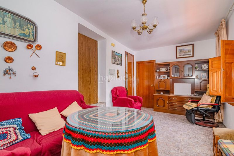Foto b7d41075-1a43-4b0a-9c58-520785484eab. Casa a Colomera