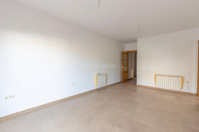 Foto 5dccec4d-a9e3-4828-ab16-f8a79a2be20e. Pis amb calefacció aparcament a Atarfe