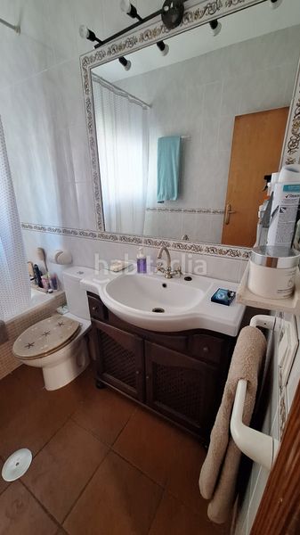 Foto 38236878-d37e-4f43-ab7d-cb2e9fdd4668. Lloguer casa amb aparcament piscina a Urbasur Islantilla