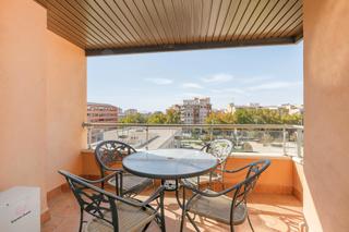 Appartement  Calle recreativo de granada. ¡¡no busques más, lo tenemos!! a la venta este magnifico piso co