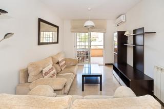 Pis  Doana. A la venta este maravilloso piso en urbanizacin con piscina y j