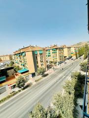 Lloguer Pis  Calle trucha. Atención estudiantes se reserva para el siguiente curso- piso de