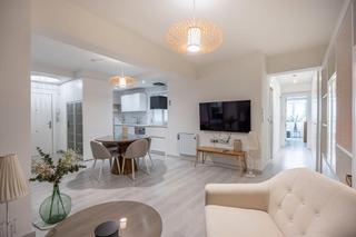 Appartement  Calle granados. ¡atención!  sacamos a la venta, uno de esos bombones, que salen