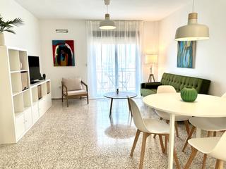 Location Appartement  Calle virgen de la consolación. Atencion estudiantes se reserva para el siguiente curso ¡descubr