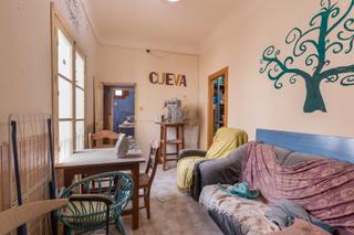 Attique  Calle marqués de gerona. Se vende ático para reformar en la emblemática calle marqués de