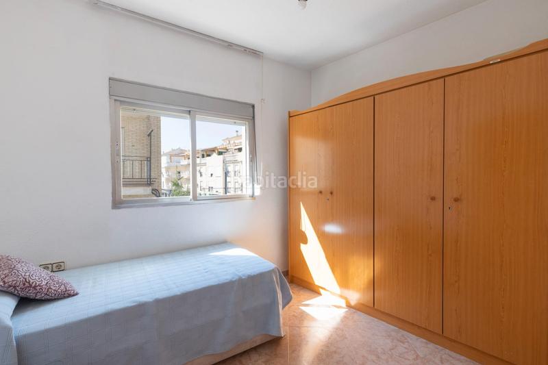 Foto 3d39fe5a-19ed-4787-bc97-4a266651663f. Piso  en venta con excelente ubicación y amplios espacios se ofrece estupendo piso en venta, ideal para familias o como inversión. en Maracena
