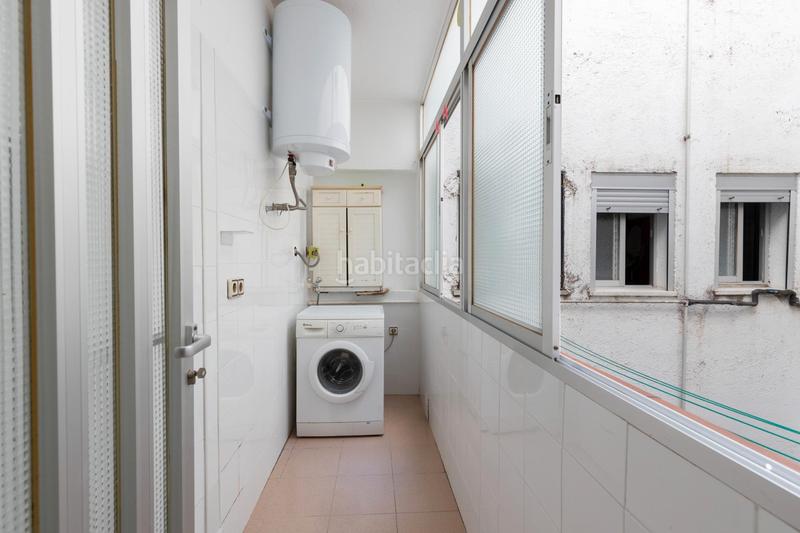 Foto 5e9821e7-a0e4-47ad-8421-b44feae6cd10. Piso  en venta con excelente ubicación y amplios espacios se ofrece estupendo piso en venta, ideal para familias o como inversión. en Maracena