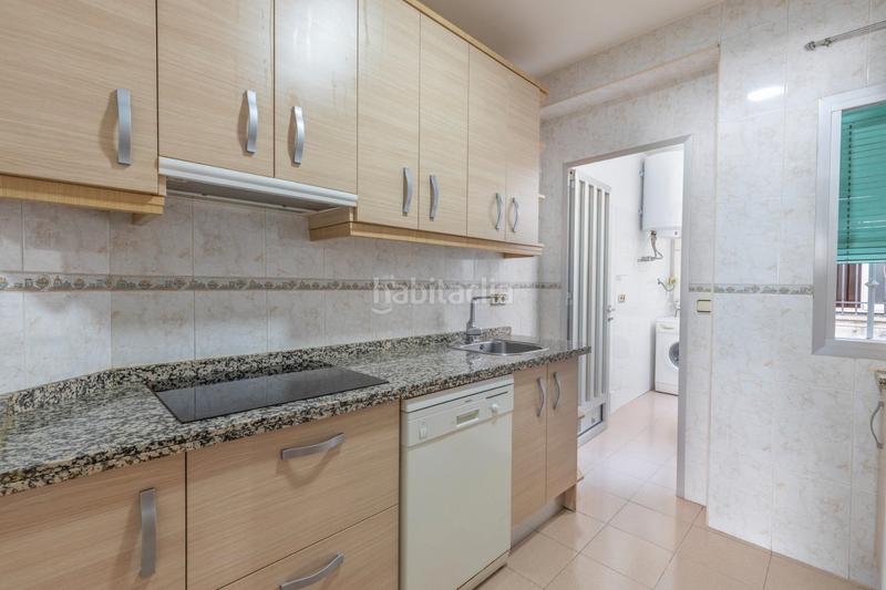Foto 663a61e1-5620-4aaa-b222-fb51ac45611f. Piso  en venta con excelente ubicación y amplios espacios se ofrece estupendo piso en venta, ideal para familias o como inversión. en Maracena