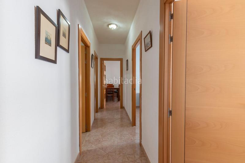 Foto b85339eb-84c6-4f7f-9a7a-46f363de200a. Piso  en venta con excelente ubicación y amplios espacios se ofrece estupendo piso en venta, ideal para familias o como inversión. en Maracena