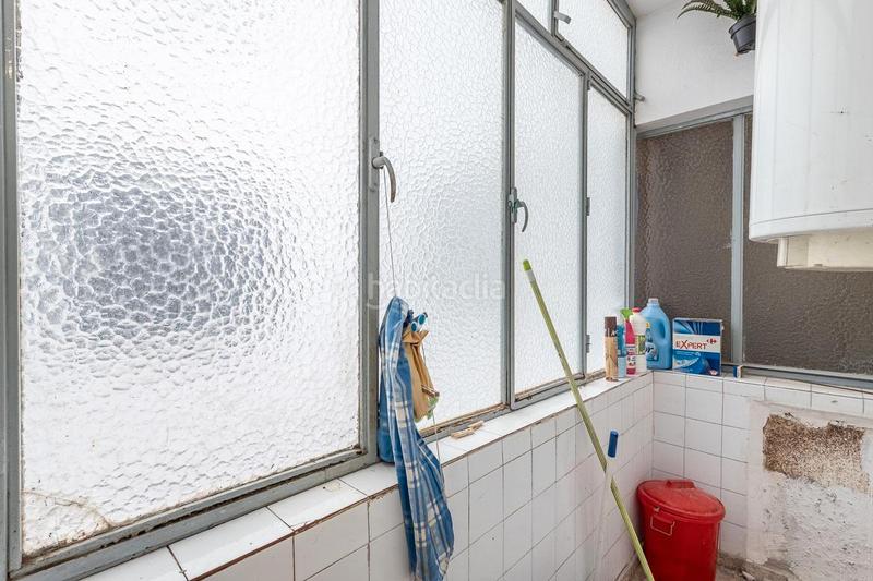 Foto 85824a67-eb78-4b75-b89c-04084d252227. Piso ¿buscas una vivienda con excelente ubicación y distribución funcional? esta propiedad lo tiene todo: se encuentra en el corazón de en Granada