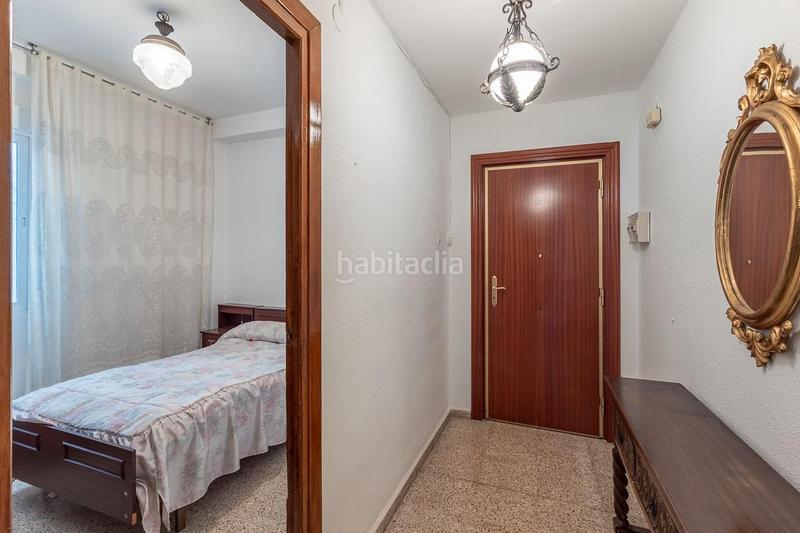Foto d5e6ceb1-7113-4d68-adf0-a89c78276f25. Piso ¿buscas una vivienda con excelente ubicación y distribución funcional? esta propiedad lo tiene todo: se encuentra en el corazón de en Granada
