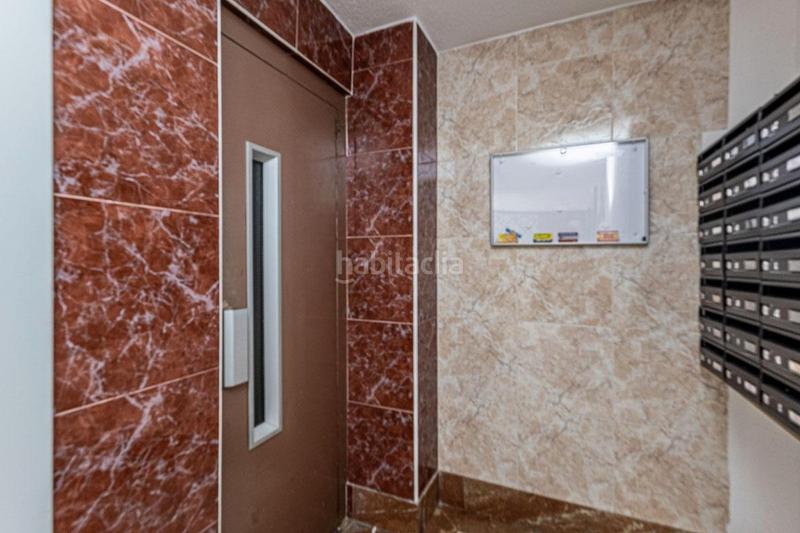 Foto df56fdcf-99e1-45b7-9504-7e0e26e85d14. Piso ¿buscas una vivienda con excelente ubicación y distribución funcional? esta propiedad lo tiene todo: se encuentra en el corazón de en Granada