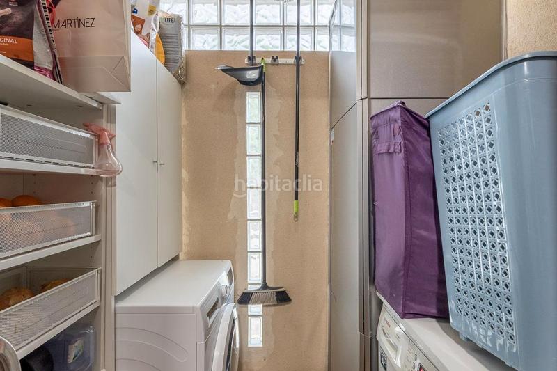 Foto 62002a30-b9b7-4513-921b-473d72cd5232. Chalet te presentamos tu futuro hogar en uno de los residenciales más conocidos de toda la ciudad de granada. situada a menos de de 10 m en Albolote