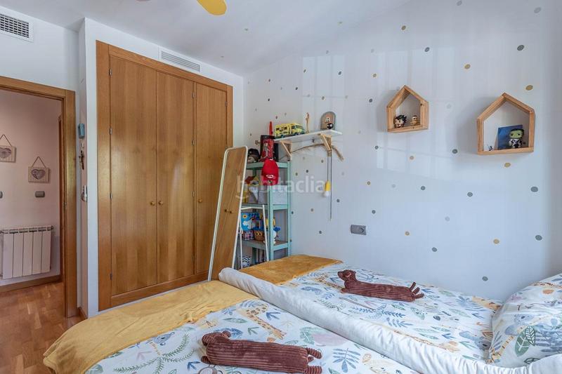 Foto a838647e-6708-4f1c-b9b5-209286d98dda. Chalet te presentamos tu futuro hogar en uno de los residenciales más conocidos de toda la ciudad de granada. situada a menos de de 10 m en Albolote
