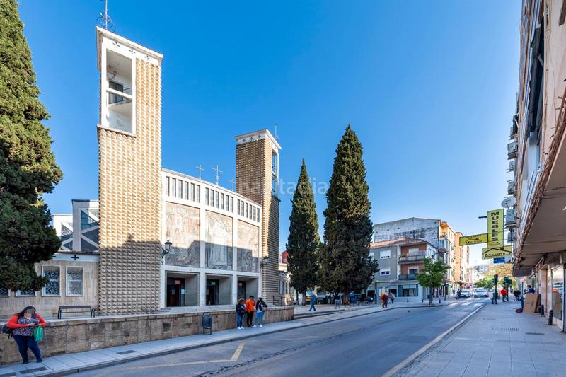 Foto 195297c3-77ec-4455-9665-ae6e8baa51de. Apartamento presentamos este excepcional local reformado como vivienda en bajo totalmente reformado, ubicada en la chana junto a la avenida an en Granada
