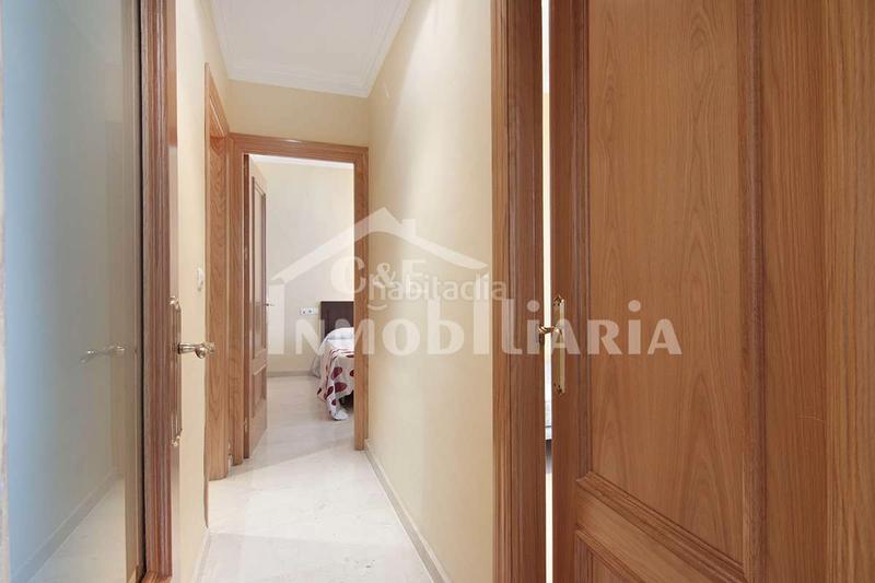 Foto 206a2587-d579-4c78-8eb0-1577e23926c2. Alquiler piso disponibilidad inmediata piso de dos dormitorios en pleno centro , consta de baño completo, cocina equipada, segunda pla en Granada