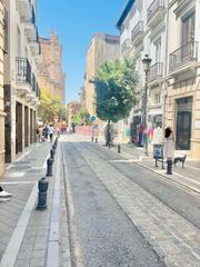 Lloguer Estudi  Calle cárcel baja. Disponibilidad inmediata estudio interior dando a un patio en pl
