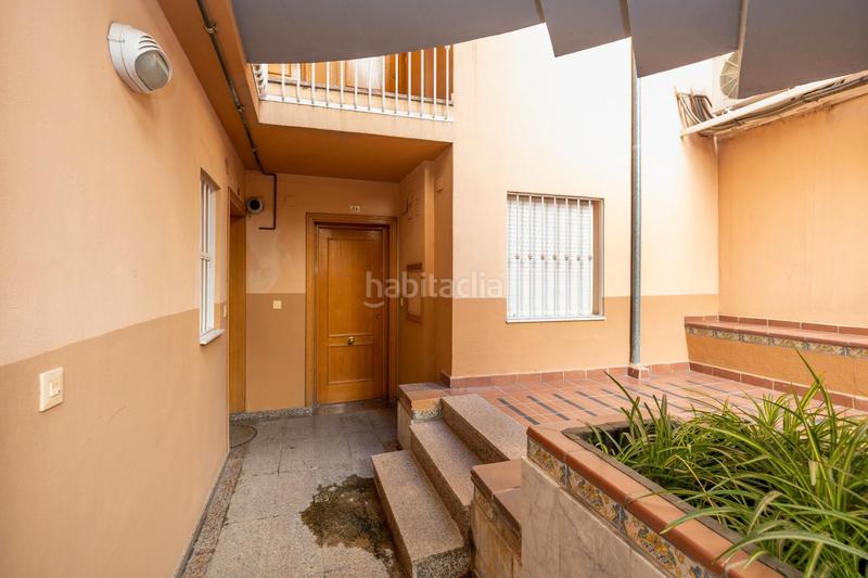 Foto 2f2d5776-d03c-44a7-8801-d87a51874cd5. Piso ubicado en pleno corazón , junto a ´el corte inglés´, este encantador apartamento de un dormitorio es ideal para quienes en Granada
