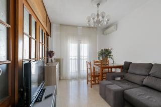 Pis  Camino de ronda. Amplio piso en camino de ronda.  descubre este magnífico piso de
