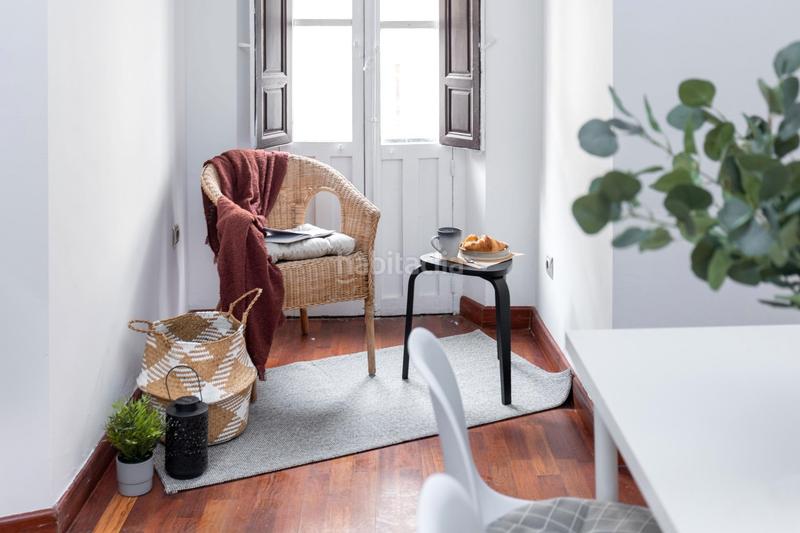 Foto 509d5268-9563-4577-8990-b1116fdf6422. Piso ¡inversión única en el corazón turístico de la ciudad! este exclusivo piso, situado en la calle san jerónimo, junto a la catedral, en Granada