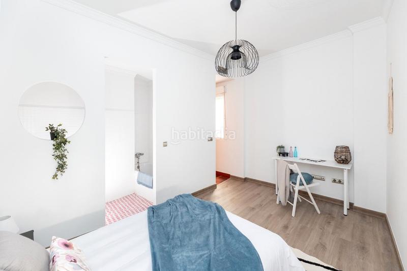 Foto 70706946-6519-4e3b-9b3e-165878a3c85a. Piso ¡inversión única en el corazón turístico de la ciudad! este exclusivo piso, situado en la calle san jerónimo, junto a la catedral, en Granada