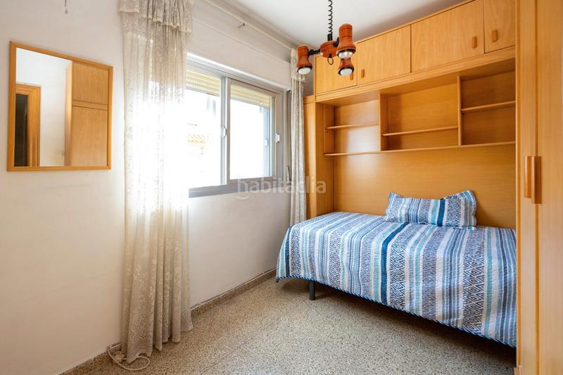 Foto 07a3af29-56e8-4d4c-b621-5041bbb44e2d. Piso ¿le gustaría vivir en una piso con terraza junto al hospital de traumatología? ponemos a la venta este magnífico piso distribuido en Granada
