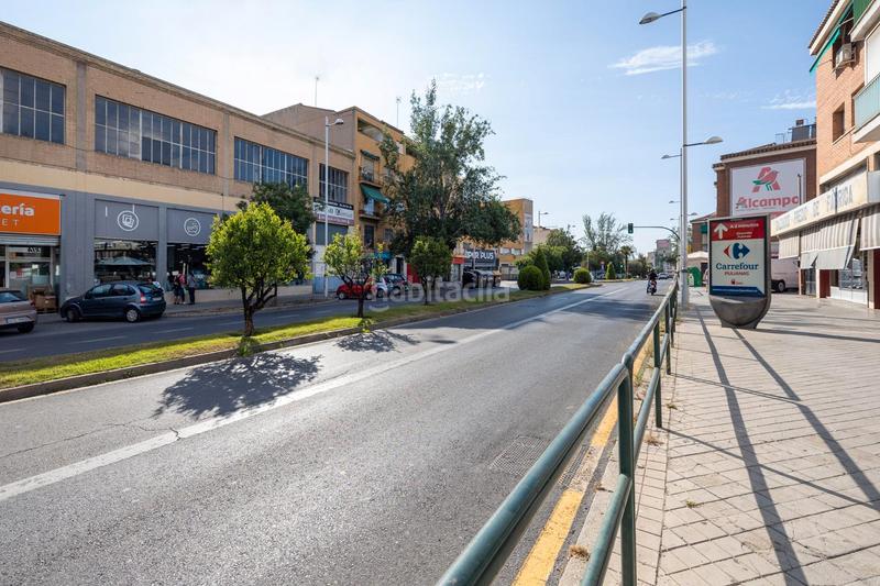 Foto 0e91d8ee-6d03-4364-ad7b-38bb20d79e13. Piso ¿le gustaría vivir en una piso con terraza junto al hospital de traumatología? ponemos a la venta este magnífico piso distribuido en Granada