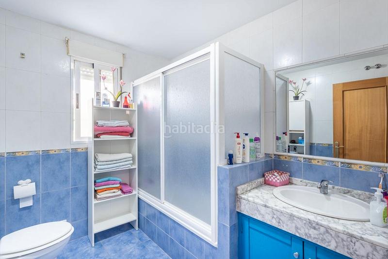 Foto 8bd63137-d6e1-464a-bbbc-2f605c688bdf. Casa adosada encantadora vivienda en una de las zonas más demandadas , zona bellavista. cercana a múltiples servicios, a escasos minuto en Cájar