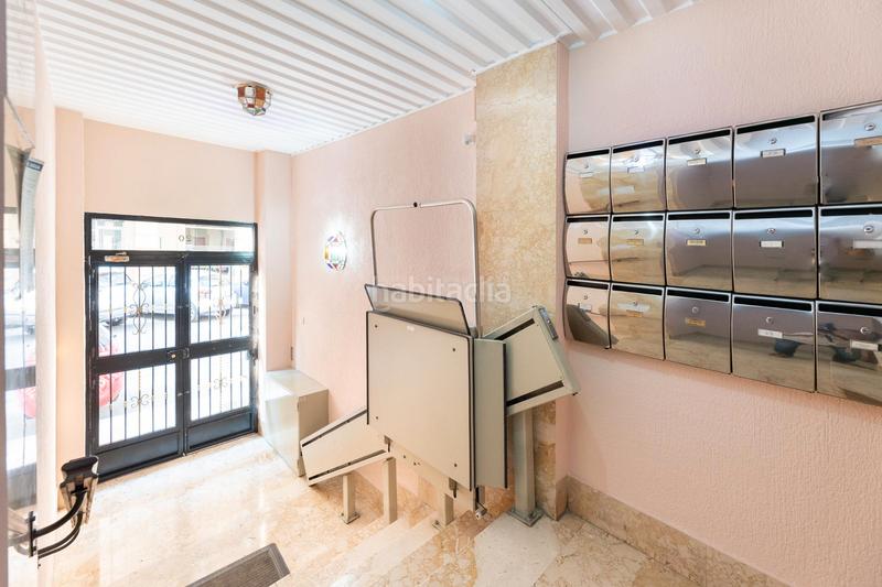 Foto 16b7fc5f-51d2-43b5-b362-e5ed061322ac. Ático  con terraza y vistas en el corazón – barrio figares imagina despertar cada mañana con la ciudad a tus en Granada
