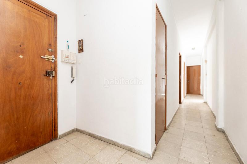 Foto 227a4d08-db6c-453f-a298-165166fd40ae. Ático  con terraza y vistas en el corazón – barrio figares imagina despertar cada mañana con la ciudad a tus en Granada