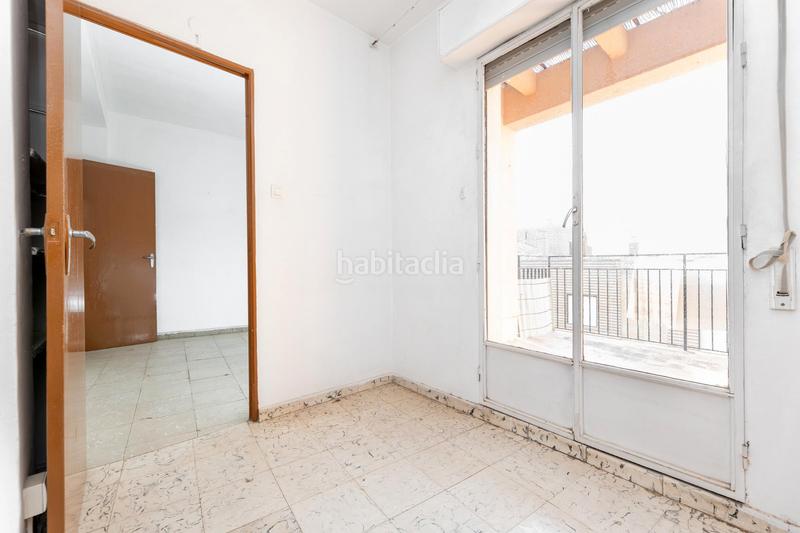 Foto 77b475c2-5464-4cb3-a60c-0e3594b7c464. Ático  con terraza y vistas en el corazón – barrio figares imagina despertar cada mañana con la ciudad a tus en Granada