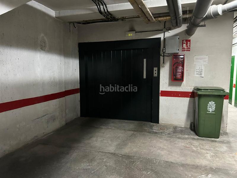 Foto ba78057e-3d5e-4e8d-9908-455a43c5369a. Piso bienvenido a tu nuevo hogar! piso ideal, en pleno centro . se trata de un apartamento en planta baja, en la calle san is en Granada