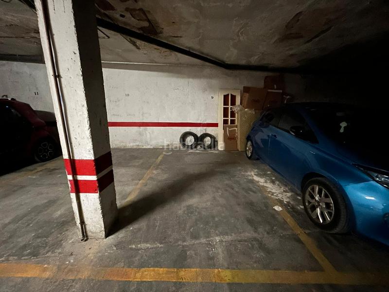 Foto e3cc9dea-b522-422a-a8f4-fd44a4218a69. Piso bienvenido a tu nuevo hogar! piso ideal, en pleno centro . se trata de un apartamento en planta baja, en la calle san is en Granada