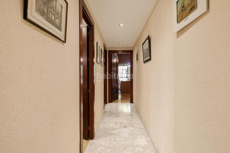 Foto 0dbc7cb6-2e16-4509-9ae2-66f76fd630b0. Piso ¡vive en el corazón con todo el confort y lujo que mereces! te presentamos esta espectacular propiedad situada en una en Granada