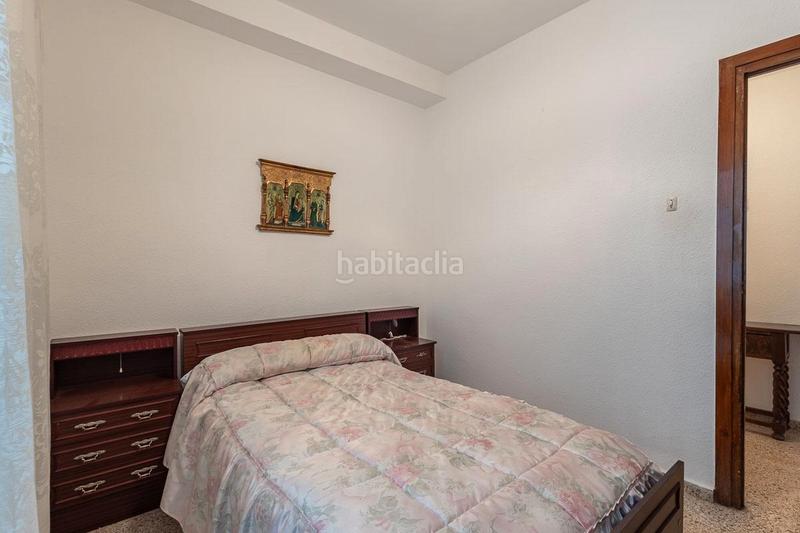 Foto 31d6c39a-75c5-482d-9603-567c7e1894f8. Piso ¿buscas una vivienda con excelente ubicación y distribución funcional? esta propiedad lo tiene todo: se encuentra en el corazón de en Granada