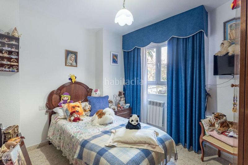Foto 03ec6af2-894b-47d2-b0a7-e193ced587e1. Piso en el barrio de angustias, al noroeste de la ciudad y perteneciente al distrito de la chana, ponemos a tu disposición este exclusi en Granada