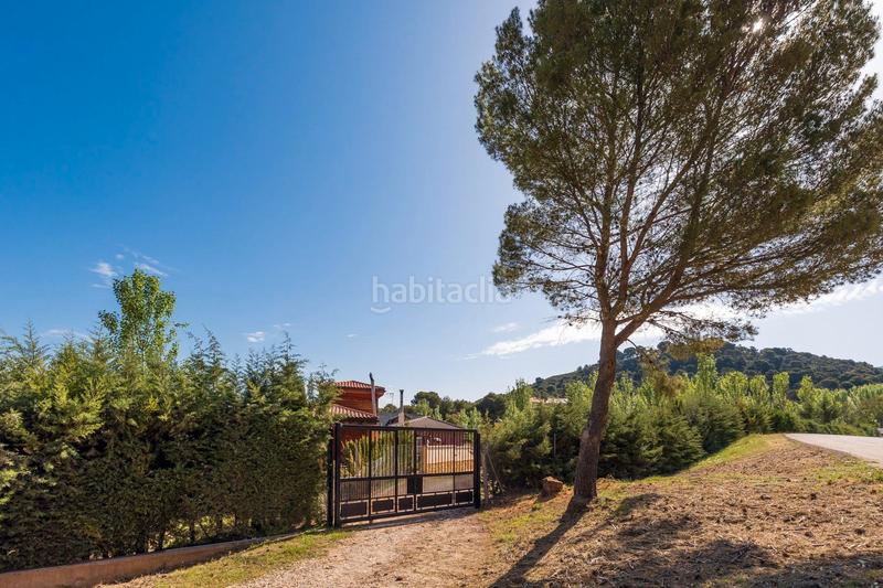 Foto 19b96767-868e-4d88-b626-bb22215ff271. Finca rústica preciosa parcela ideal para poner una caravana o casa movil, para pasar fines de semana o vacaciones. situada en un entorno maravi en Iznalloz