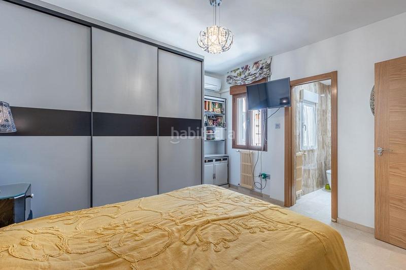 Foto 08ad373e-b4c6-42bf-915d-43a0d7d83a3a. Piso ¿buscas un hogar totalmente reformado con estilo y ubicación inmejorable? te presentamos esta auténtica joya en el casco histórico en Granada