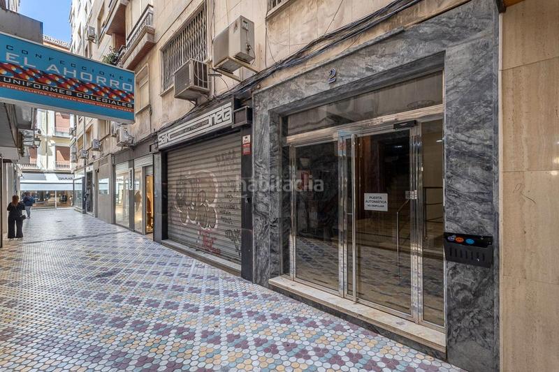 Foto 628b5776-f71d-471a-b89c-27e0409384fe. Piso ¿buscas un hogar totalmente reformado con estilo y ubicación inmejorable? te presentamos esta auténtica joya en el casco histórico en Granada