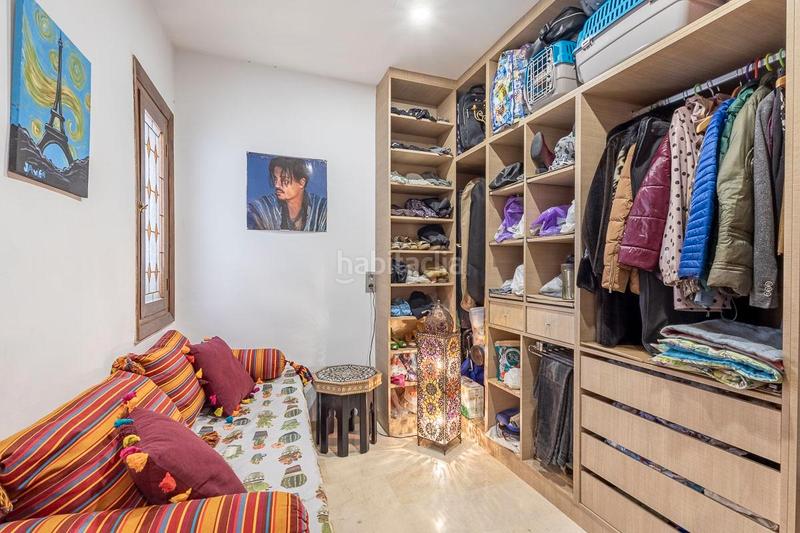 Foto 9a9db7f6-6a33-4195-9f7c-f7ef5d434ca9. Piso ¿buscas un hogar totalmente reformado con estilo y ubicación inmejorable? te presentamos esta auténtica joya en el casco histórico en Granada