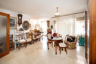 Appartement  Calle sos del rey católico. Referencia 15618. piso en la conocida urbanización alminares del