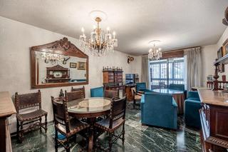 Appartement  Avenida de la constitución. Ubicada en una de las zonas más consolidadas y bien comunicadas,