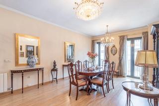 Appartement  Calle rector lópez argüeta. Situado en pleno centro de granada, junto al monasterio de los j