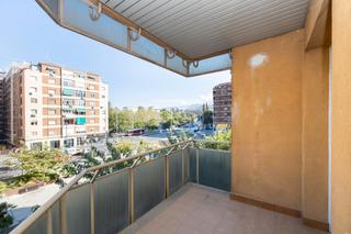 Pis  Plaza albert einstein. ¡descubre tu nuevo hogar en la prestigiosa plaza einstein de gra