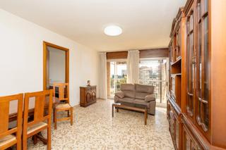 Pis  Avenida de barcelona. Magnifica vivienda junto al camino de ronda y frente al parque d