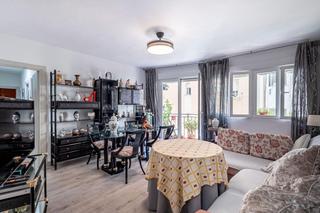 Flat  Calle comarex. Este magnífico piso se encuentra ubicado en una de las zonas más