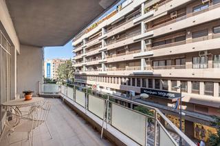 Etagenwohnung  Calle recogidas. Presentamos este amplio y luminoso piso en la codiciada calle re