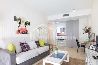 Location Appartement  Calle piedra santa. Disponible apartamento de una habitación en pleno centro de gran