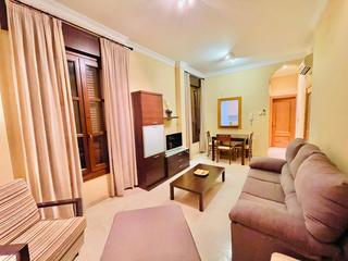 Miete Etagenwohnung  Calle san matías. Disponibilidad inmediata fantástico piso de dos dormitorios segu