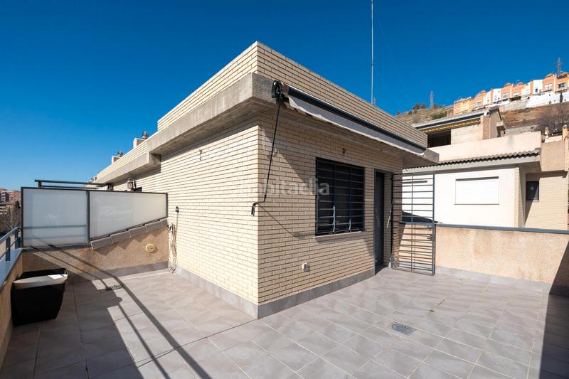 Foto 2bd1f34e-b4b4-4b60-bd1c-48cc78f44906. Reihenhaus mit heizung parking in Crta. De la Sierra Granada